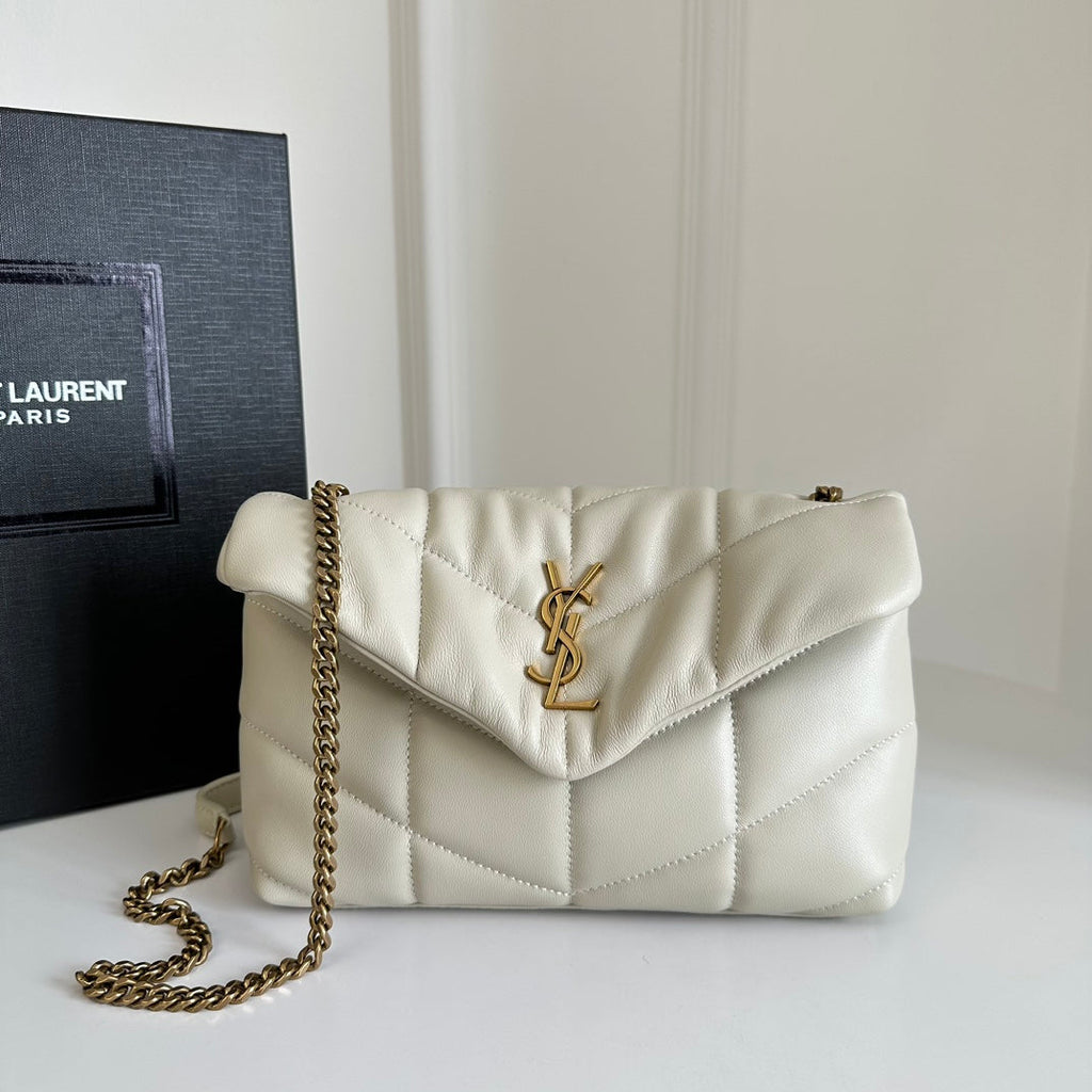 Loulou Puffer Toy Quilted Lambskin Shoulder Crossbody Bag with Chain Strap White (23 x 15.5 x 8.5) cm