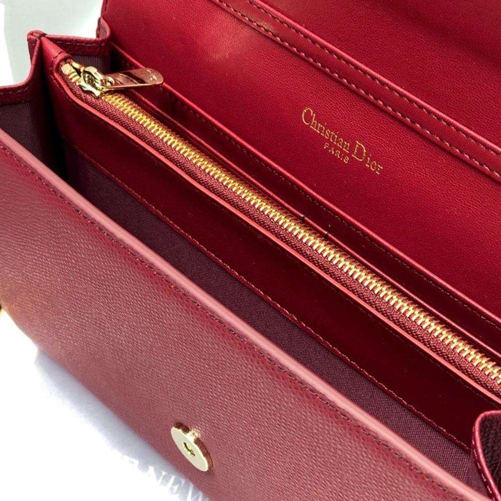 30 Montaigne Pouch