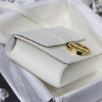 30 MONTAIGNE BAG Latte Box Calfskin