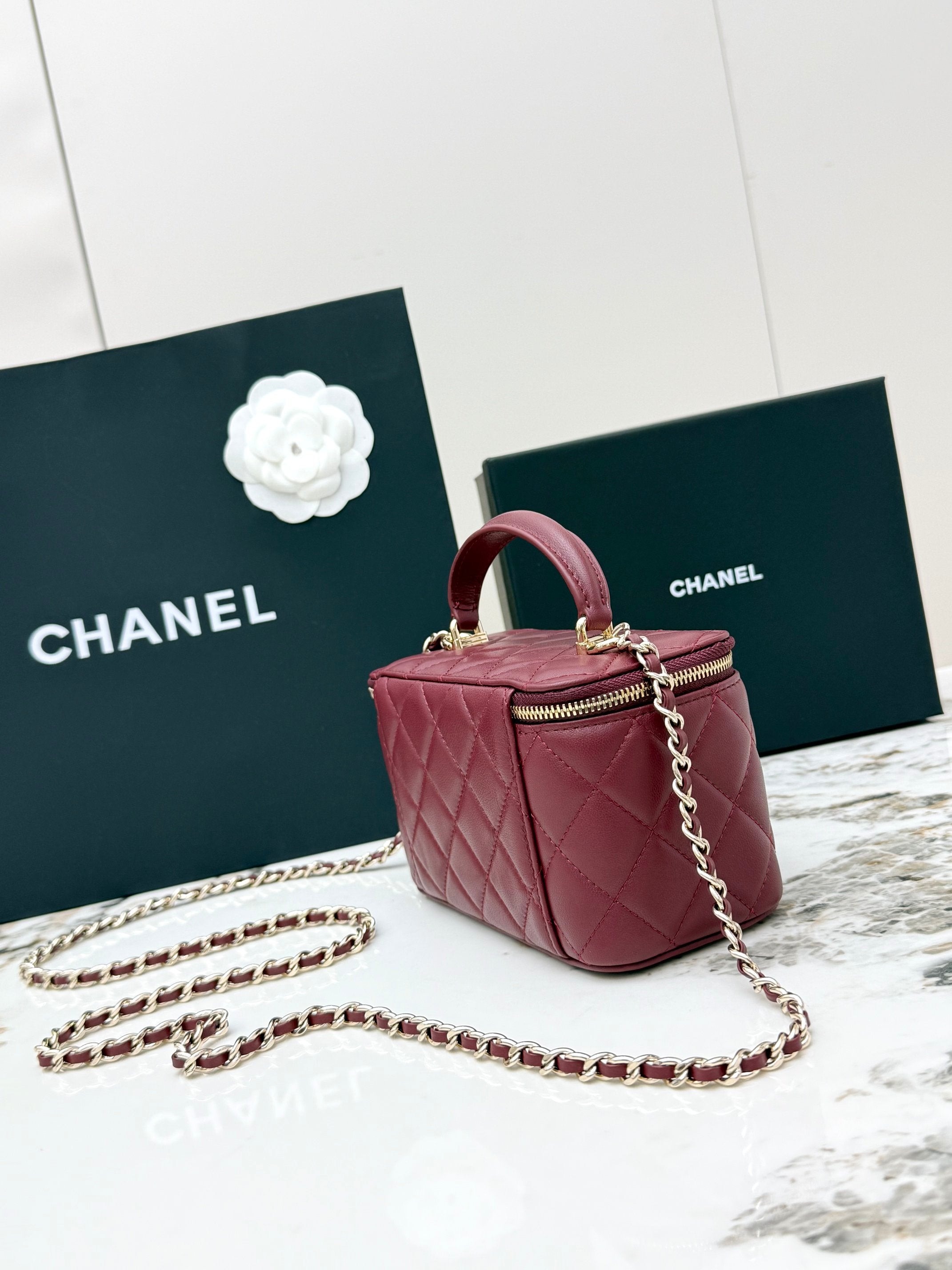 19 Flap Bag
