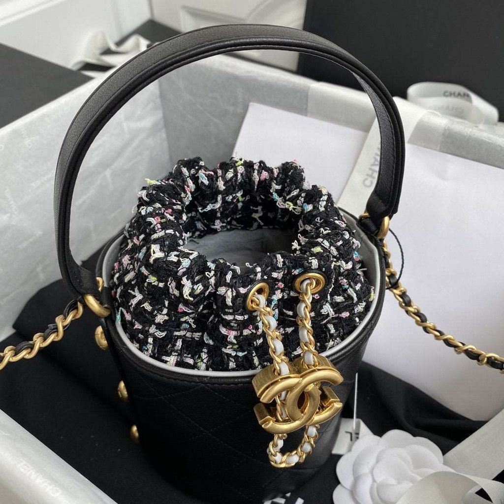 2020 Tweed Soul Bucket Bag Black