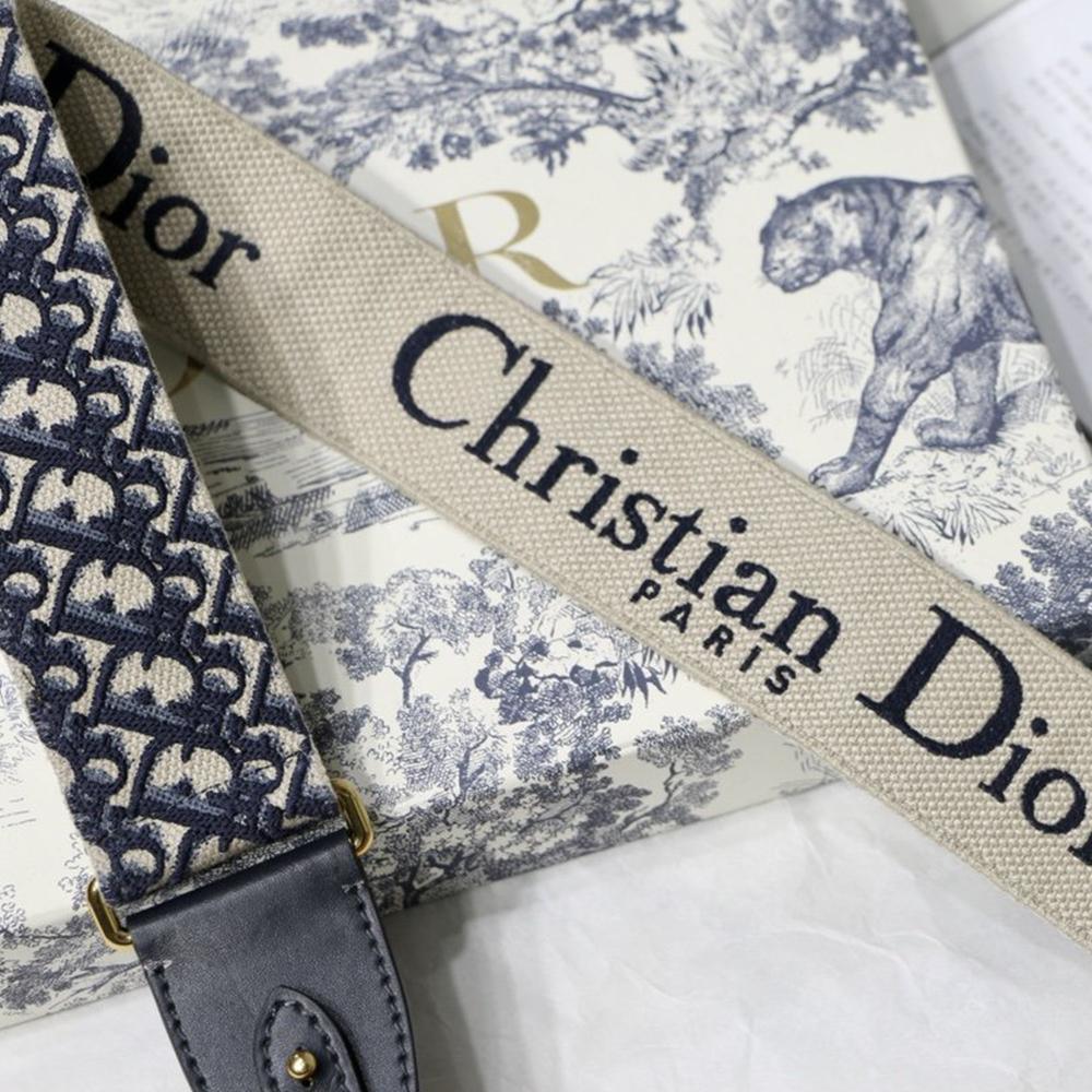 Medium Bobby Bag