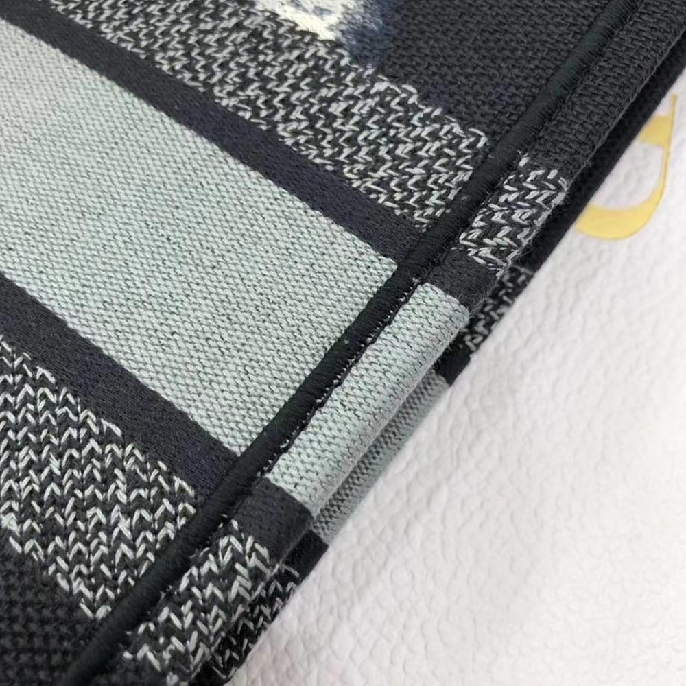 Book Tote