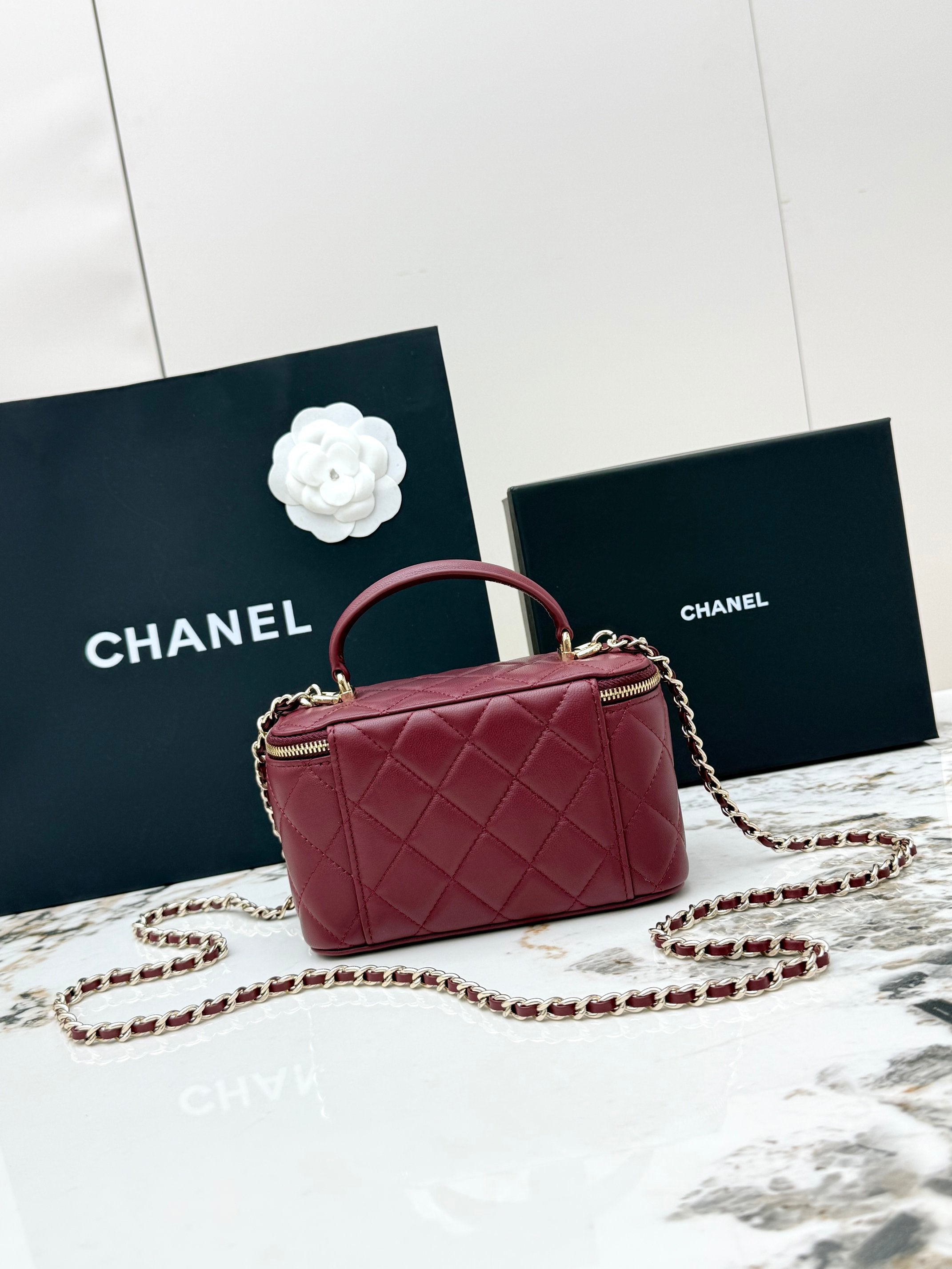 19 Flap Bag