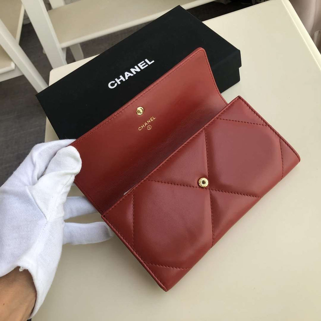 19 Quilted Flap Wallet