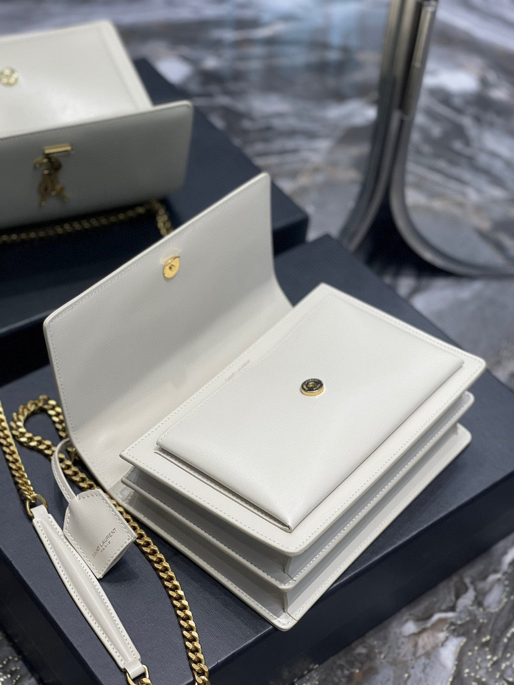 Medium Sunset Bag 22 White Lambskin Gold Tone 22 x 16 x 8cm