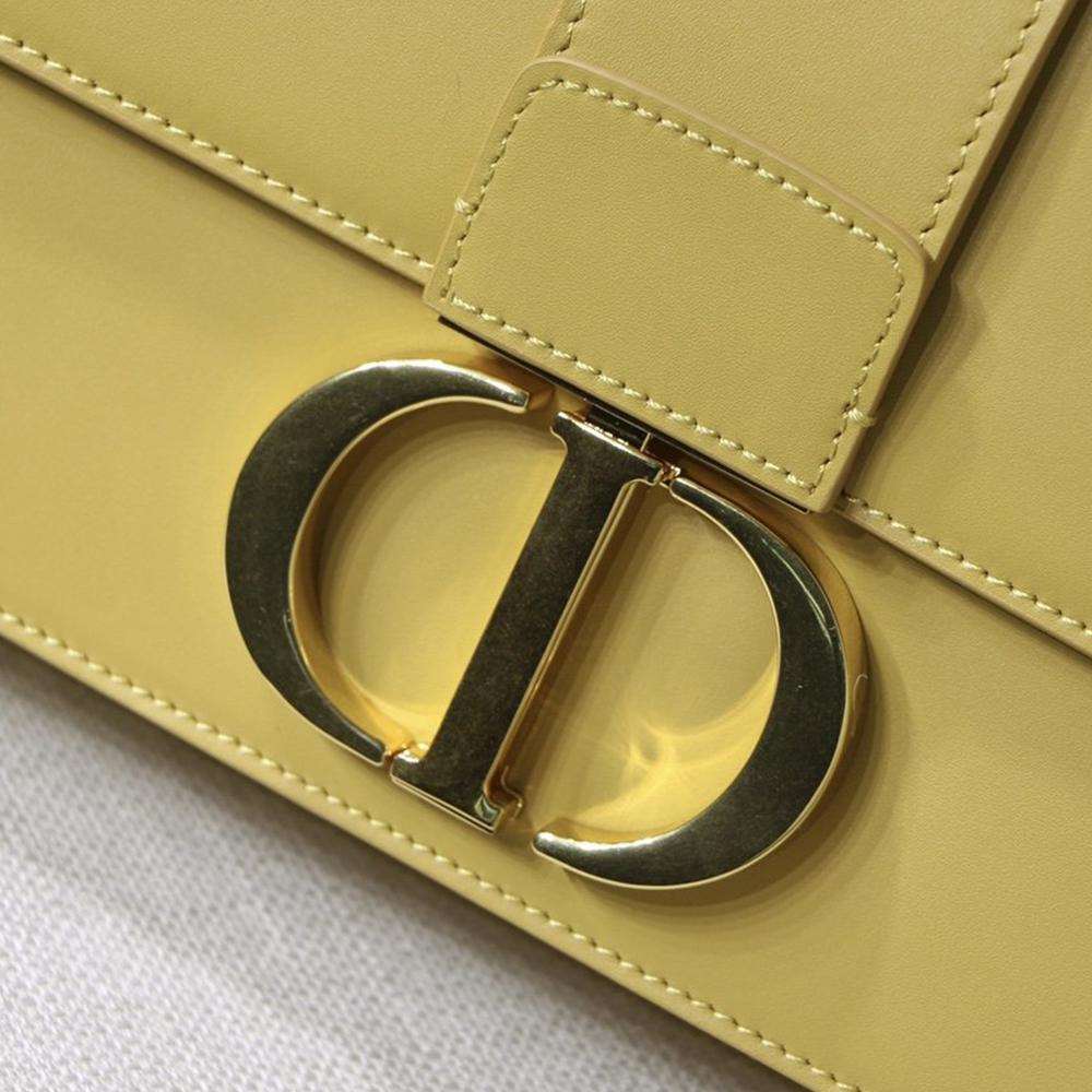 30 Montaigne Pouch