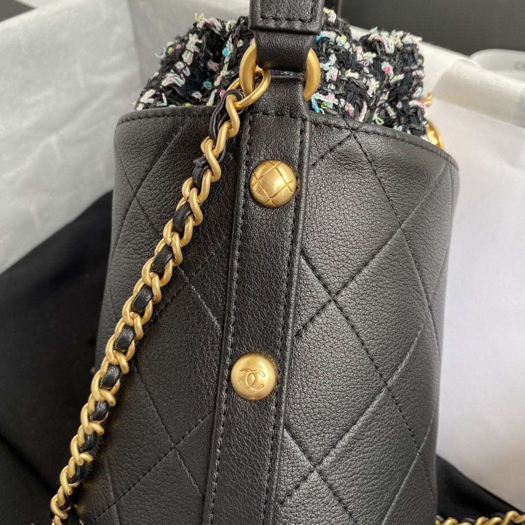 2020 Tweed Soul Bucket Bag Black