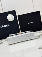 19 sequin Flap Bag