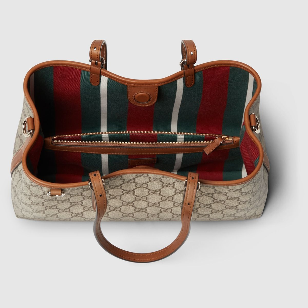 GG Emblem Medium Tote Bag