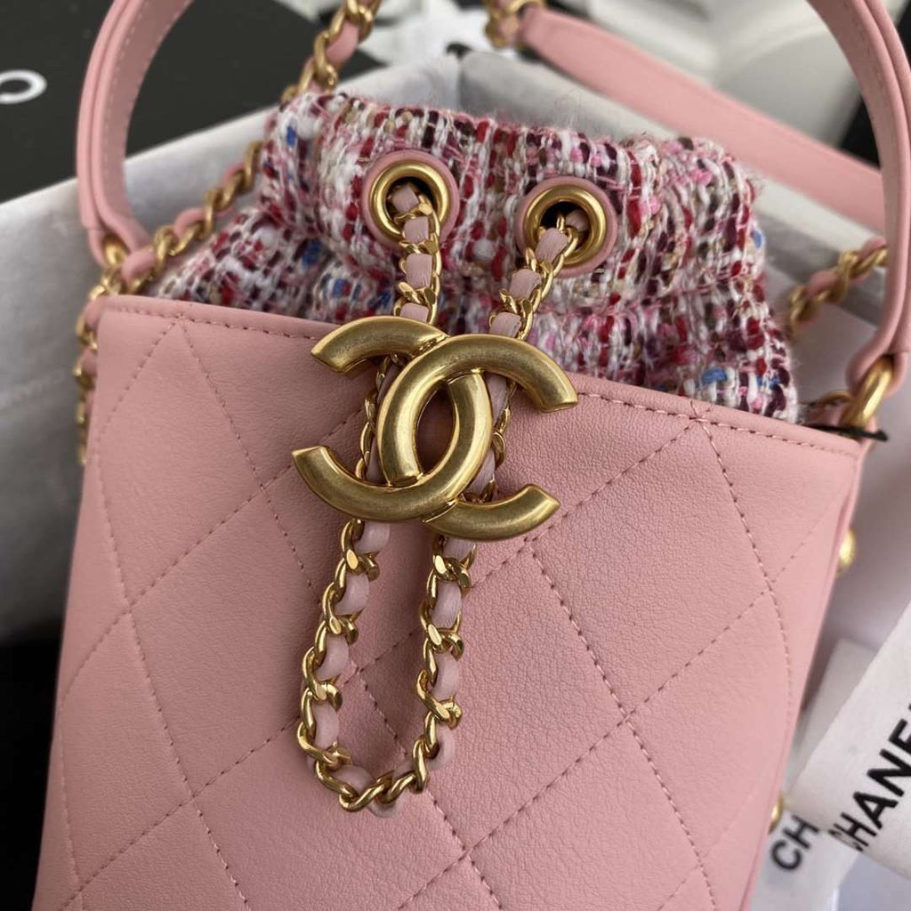 2020 Tweed Soul Bucket Bag Pink