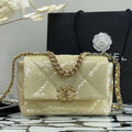 19 sequin Flap Bag