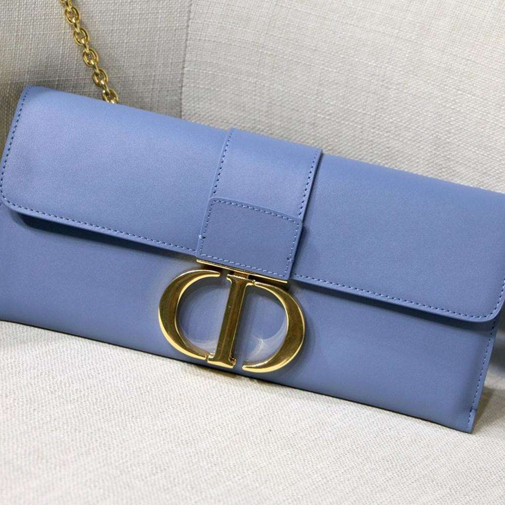 30 Montaigne Pouch