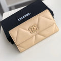 19 Quilted Flap Wallet Long Goatskin