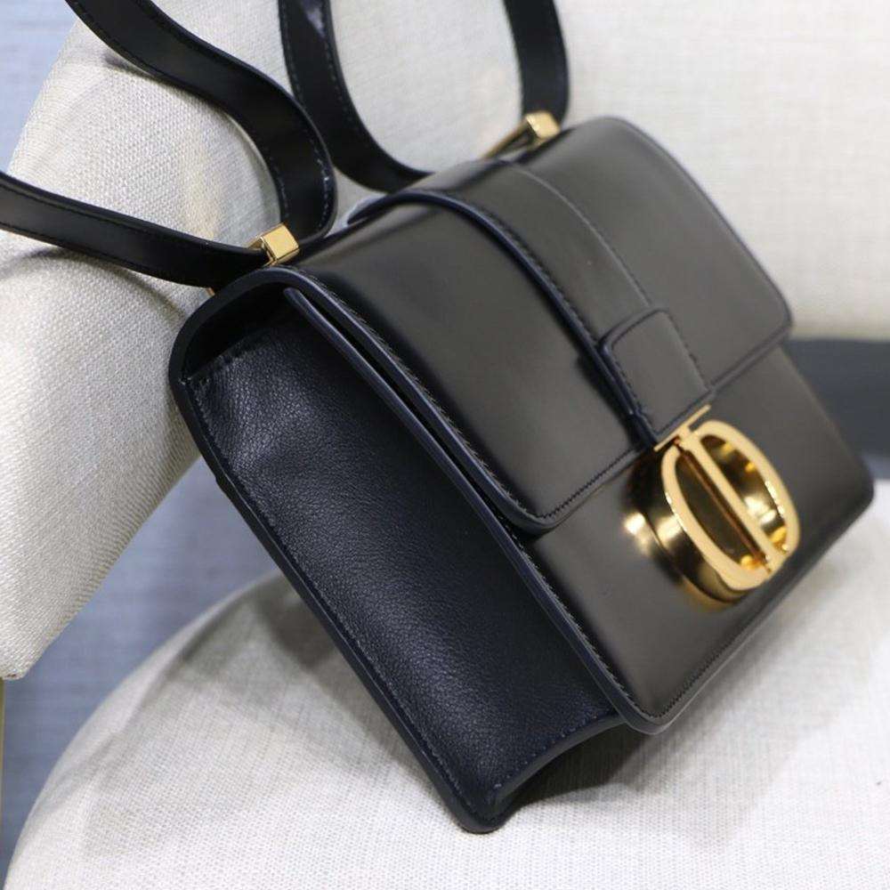 30 Montaigne Bag