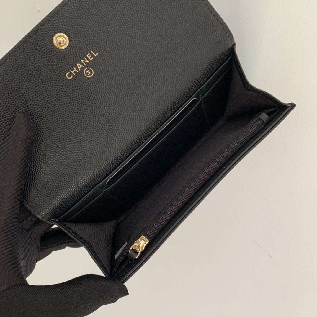 caviar quilted gusset flap Wallet