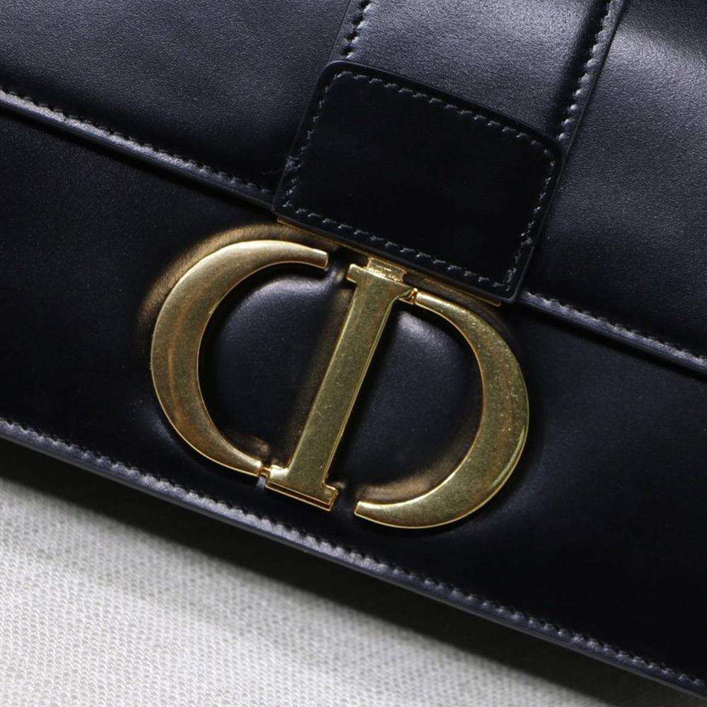 30 Montaigne Bag