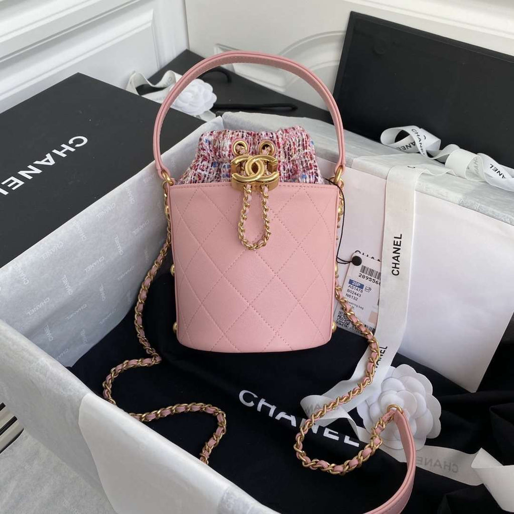 2020 Tweed Soul Bucket Bag Pink