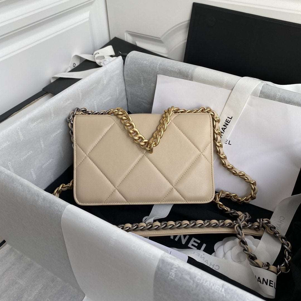 19 Wallet on chain WOC beige