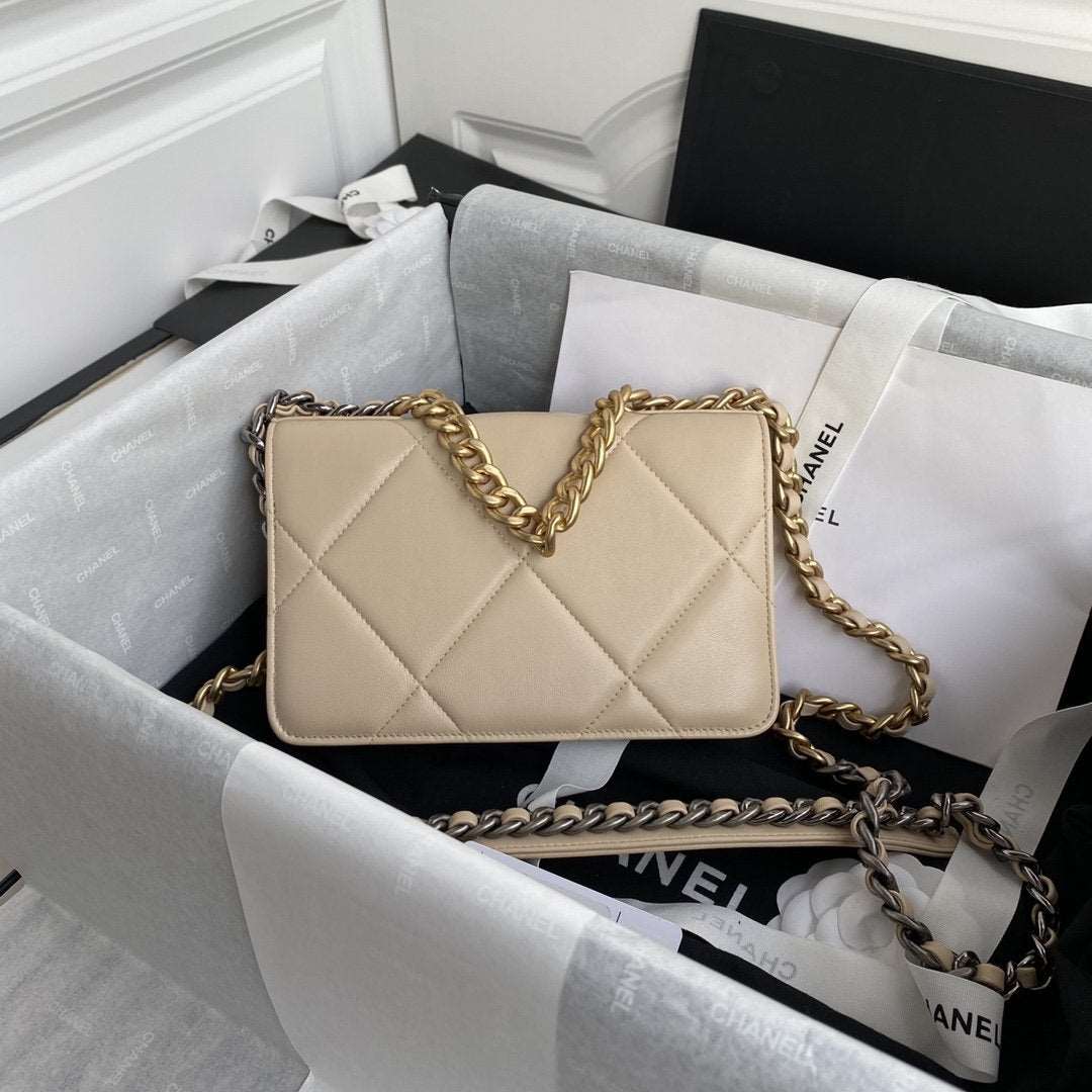 19 Wallet on chain WOC beige