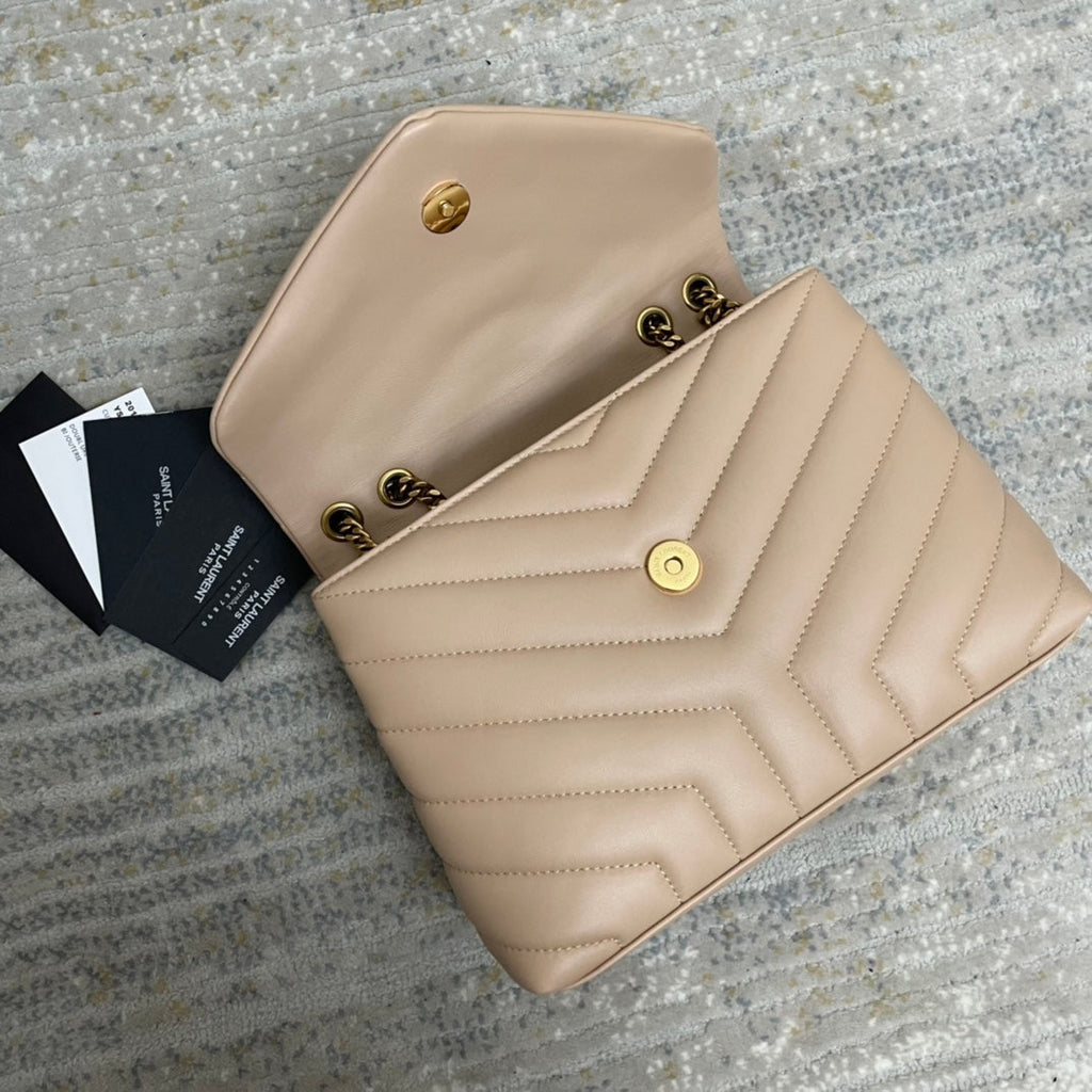 Small Loulou 23 Beige Leather Gold 23x17x9cm