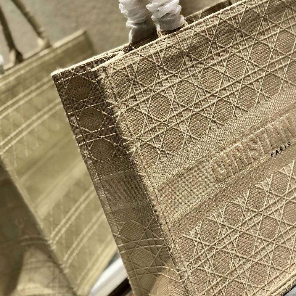 Book Tote
