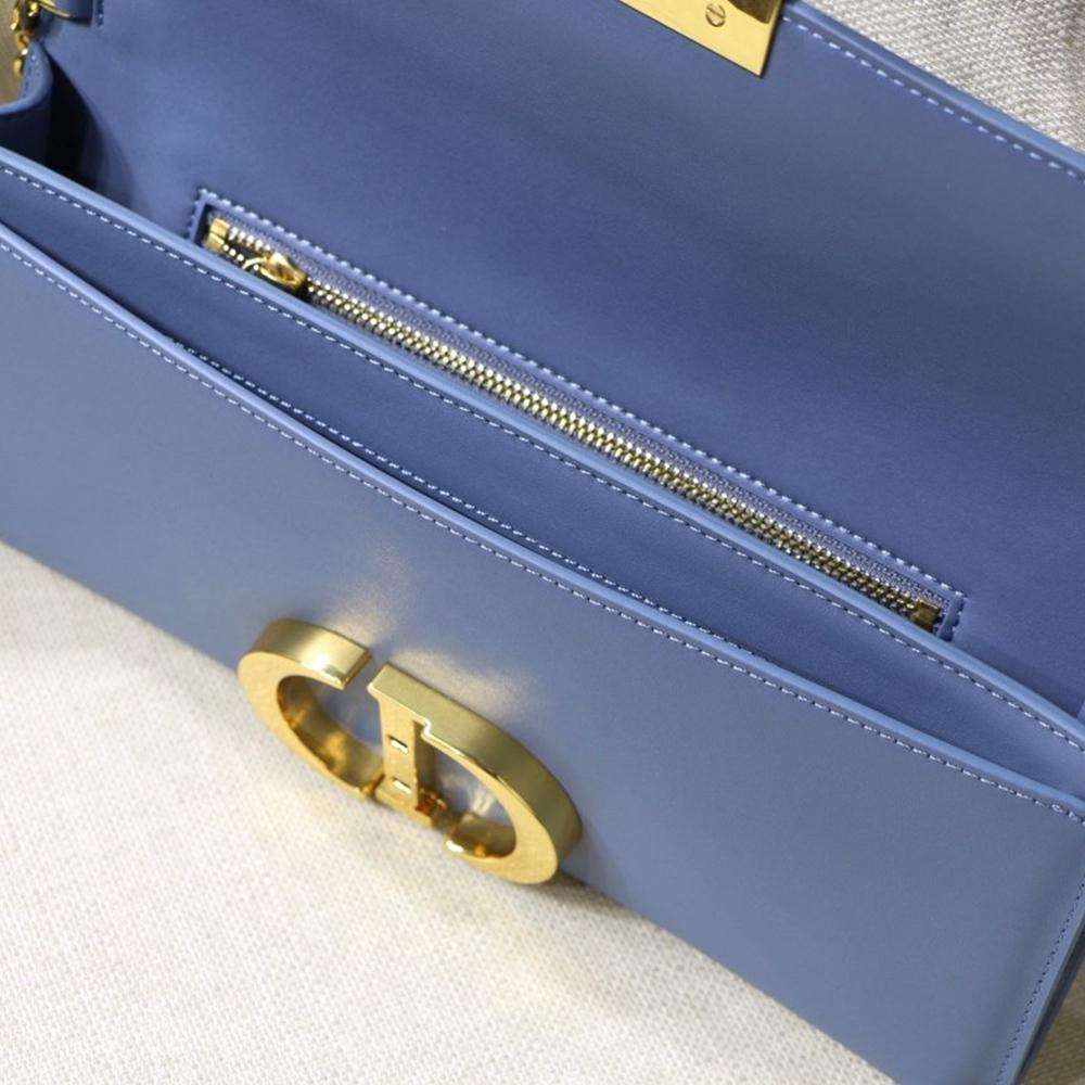 30 Montaigne Pouch