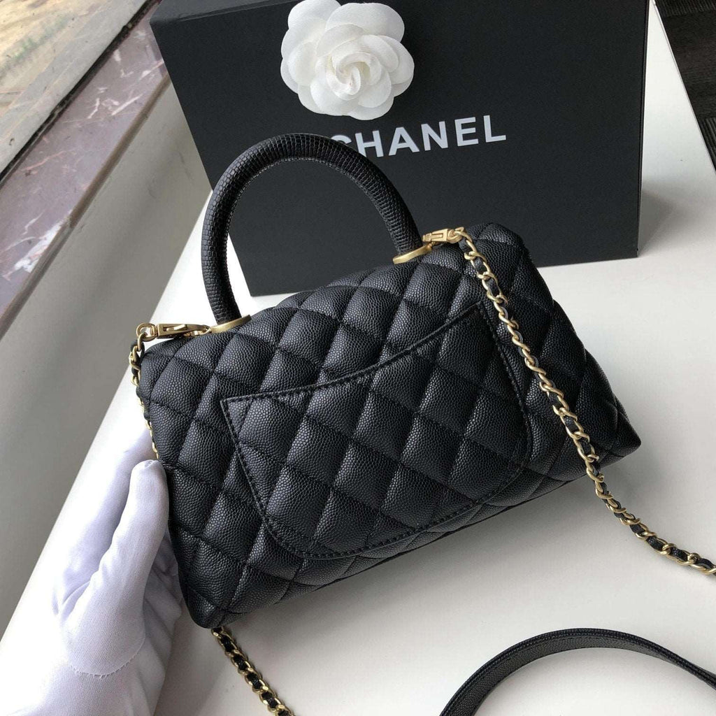 small flap Bag With Coco Handle