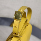 30 Montaigne Pouch