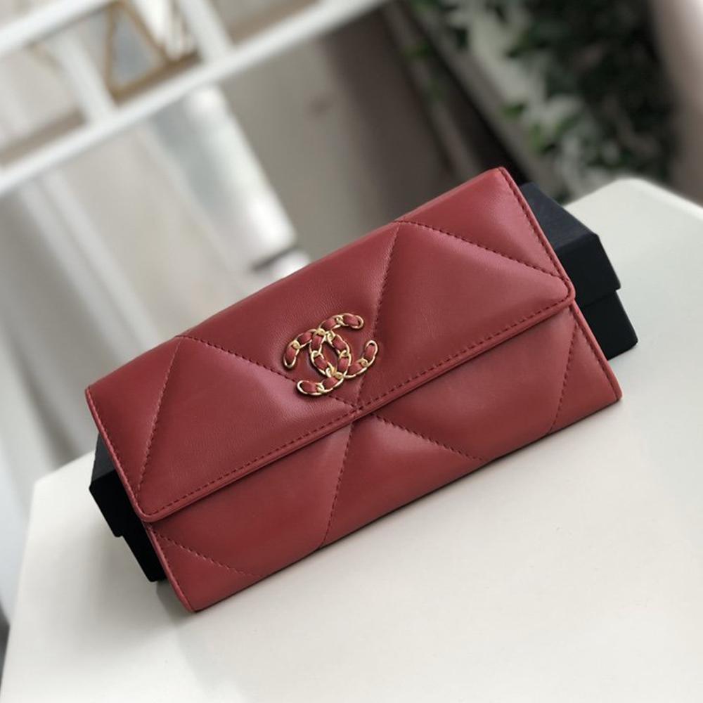 19 Quilted Flap Wallet