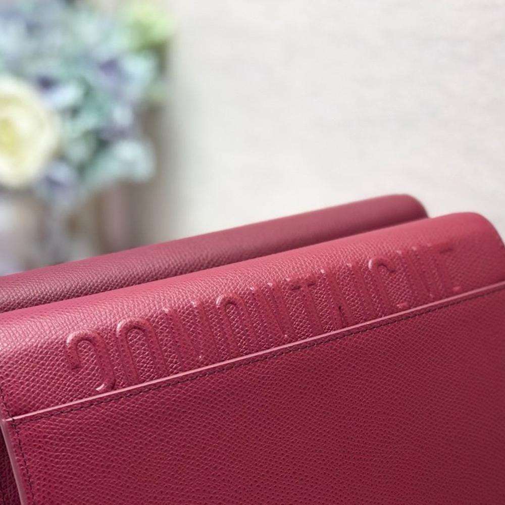 30 Montaigne Pouch