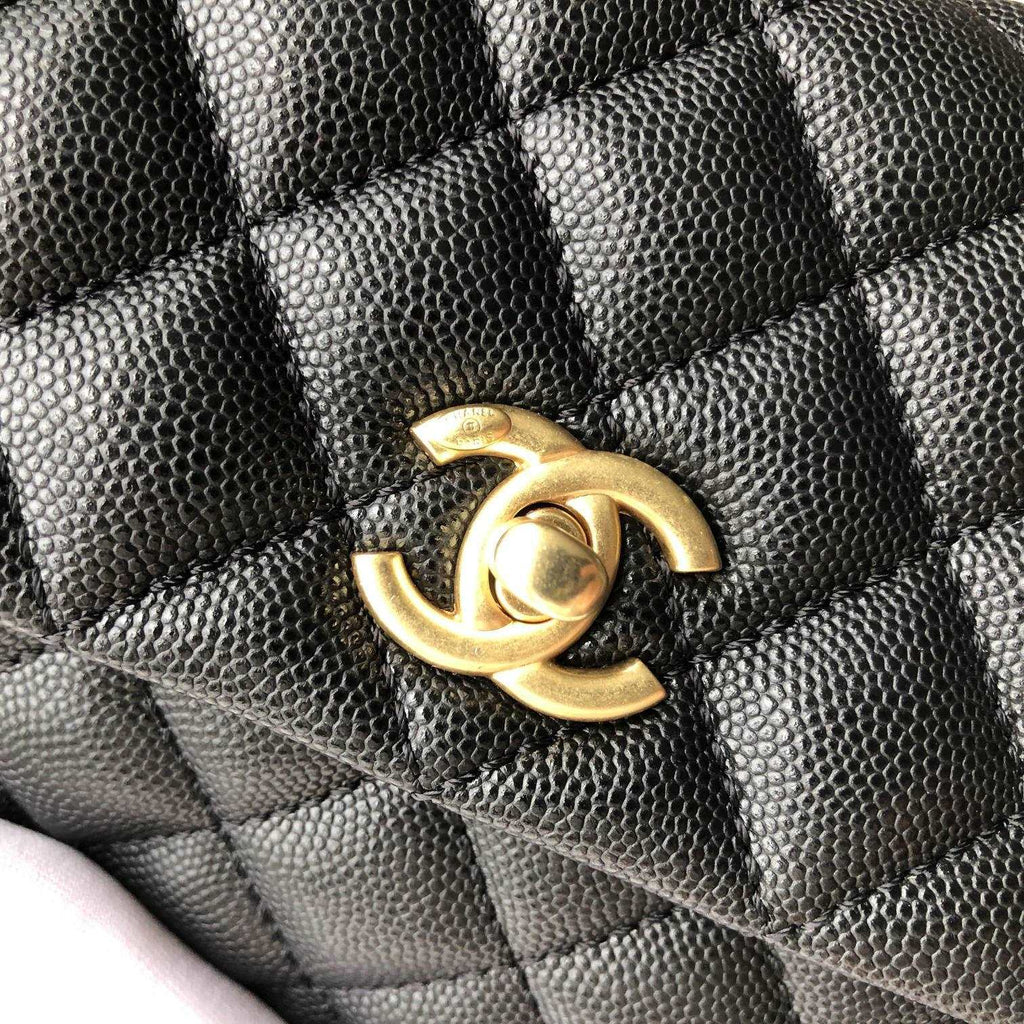 small flap Bag With Coco Handle