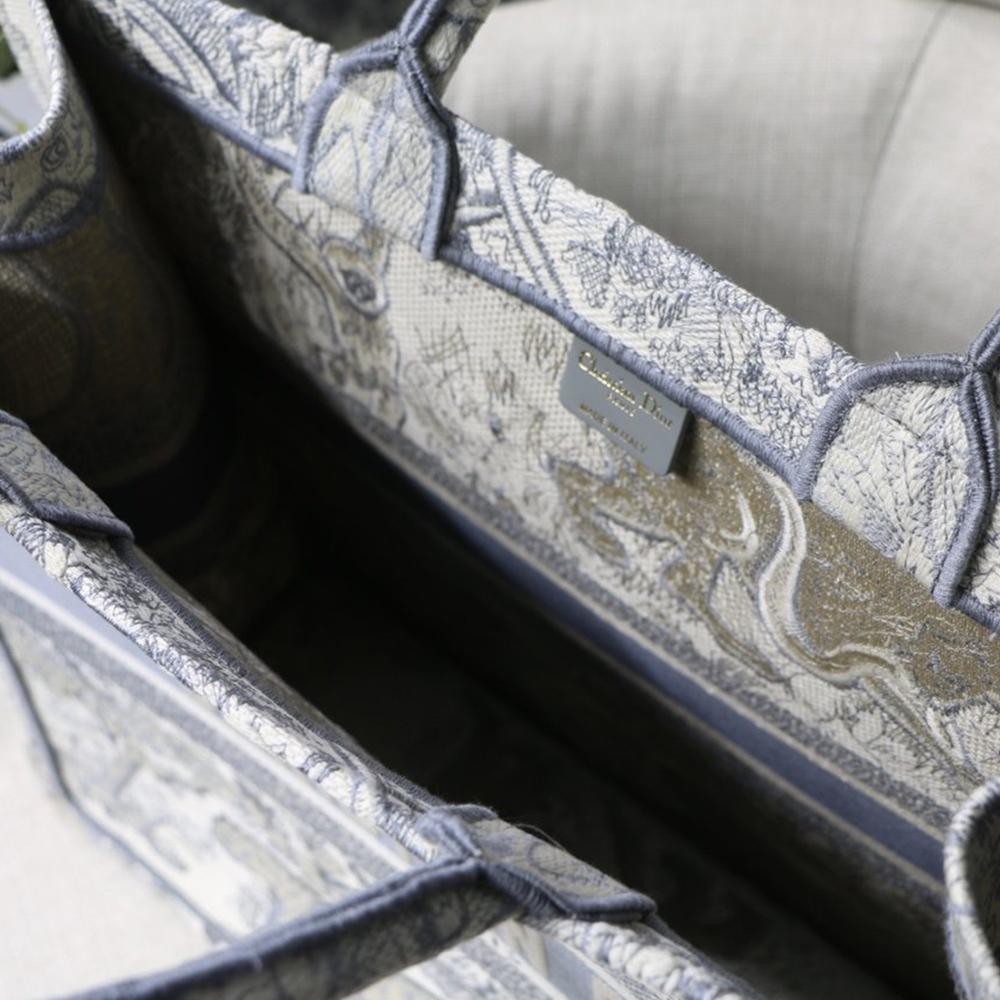 Book Tote