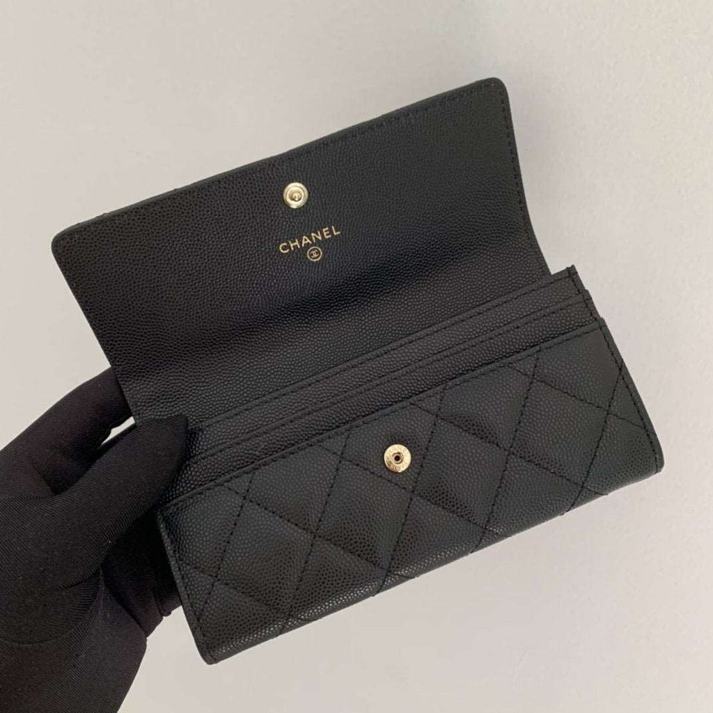 caviar quilted gusset flap Wallet