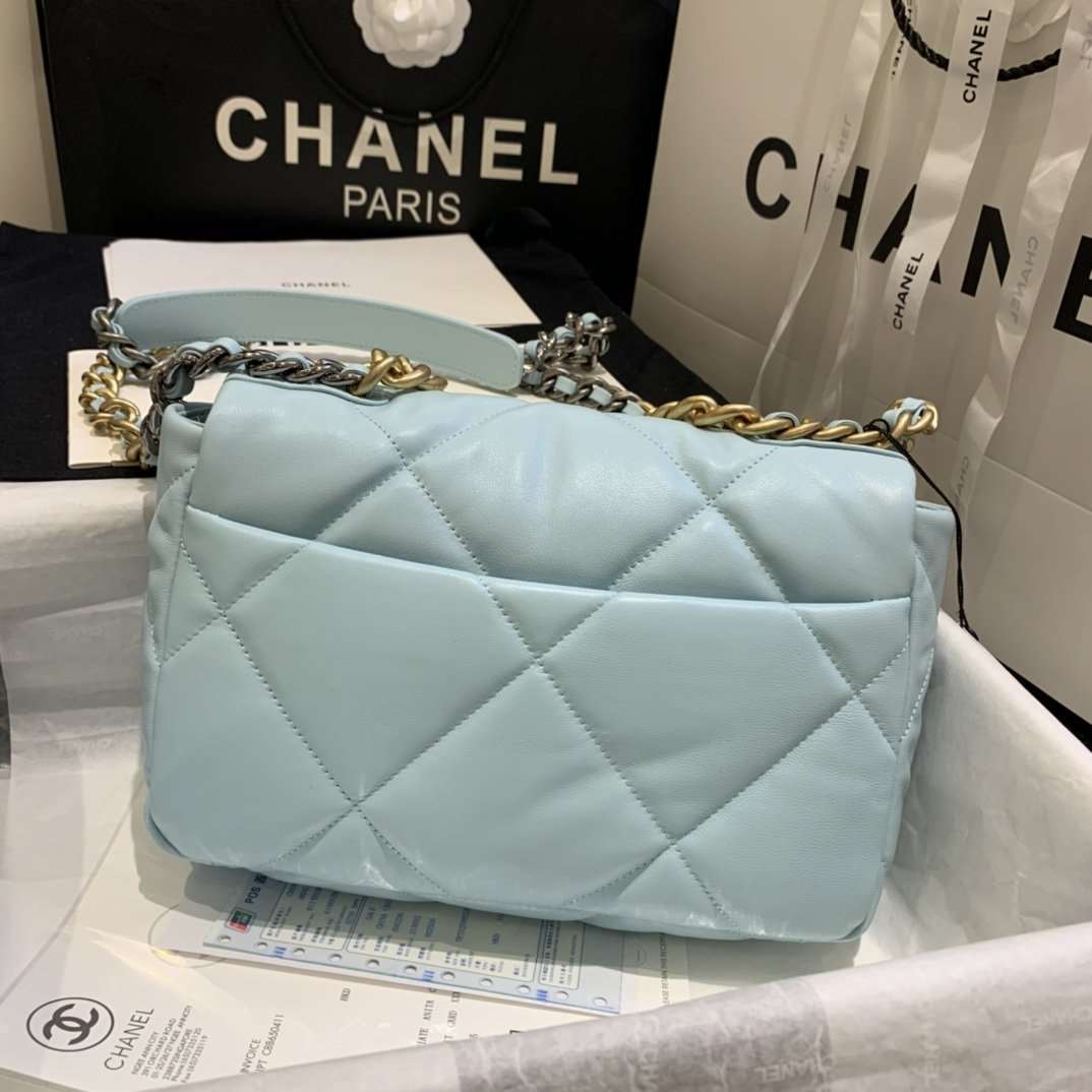 19 small Flap Bag Tiffany Blue