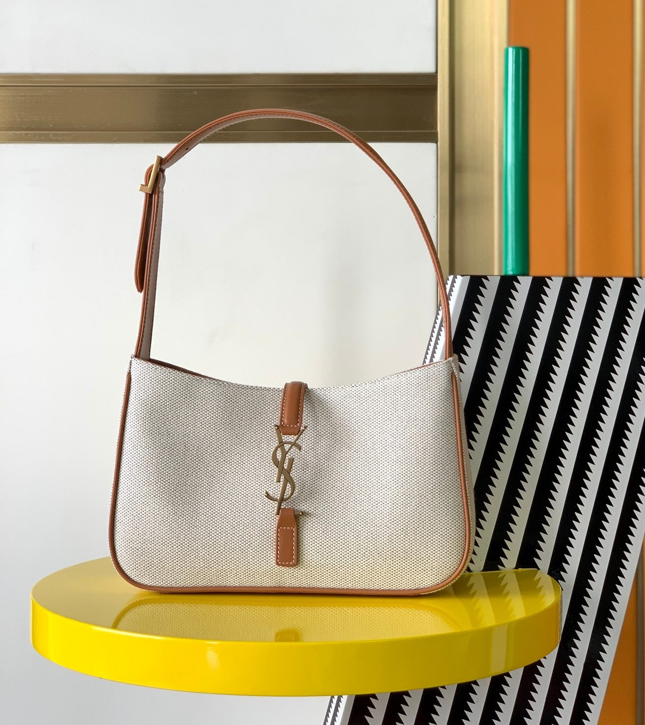 LE 5 ?¨´?? 7 in canvas and leather - 23 X 16 X 6.5 CM