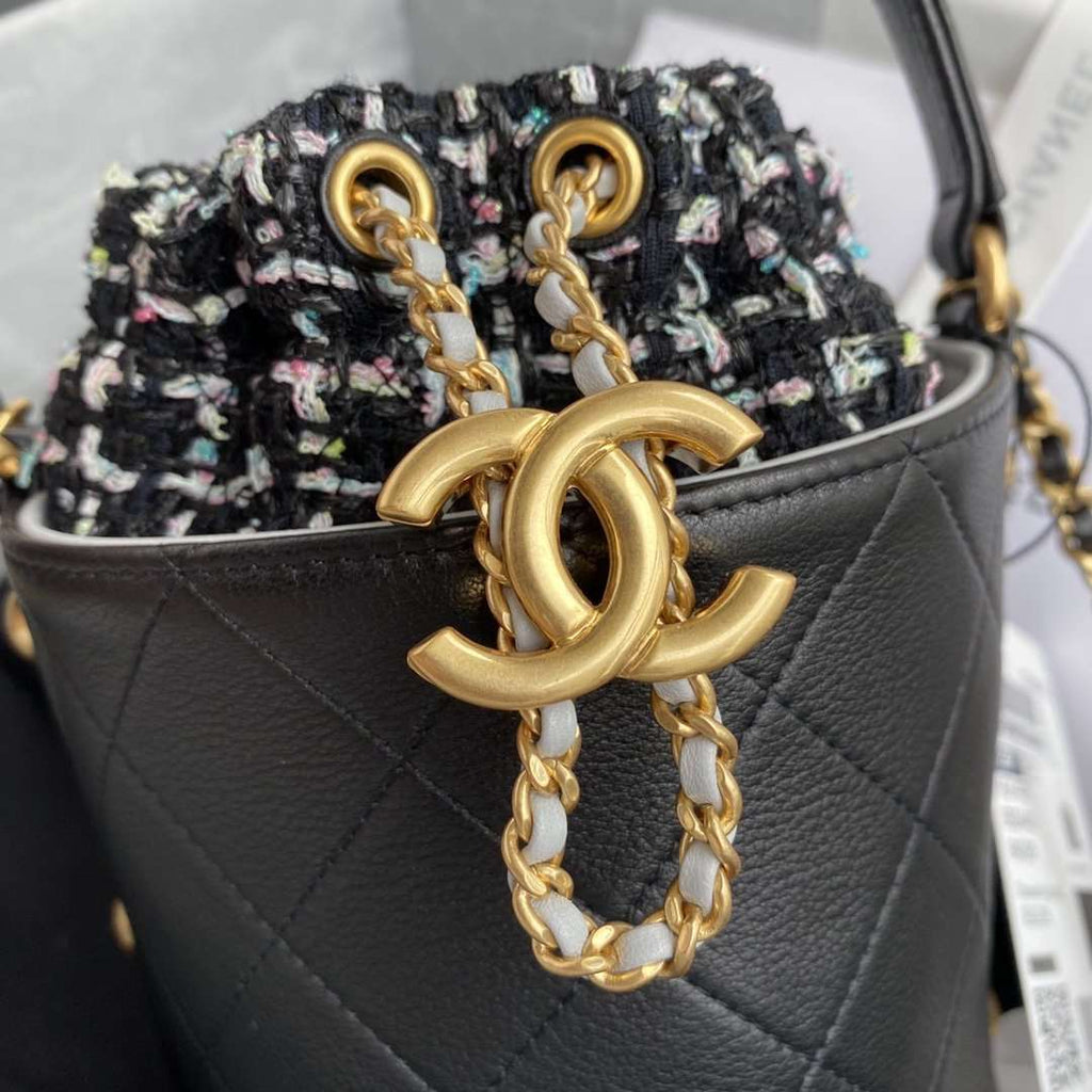 2020 Tweed Soul Bucket Bag Black