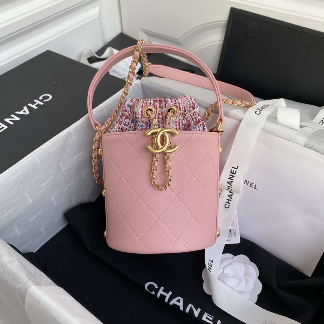 2020 Tweed Soul Bucket Bag Pink
