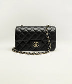 Medium Classic Double Flap Bag