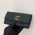 caviar quilted gusset flap Wallet