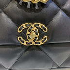 19 Small Flap Bag Black