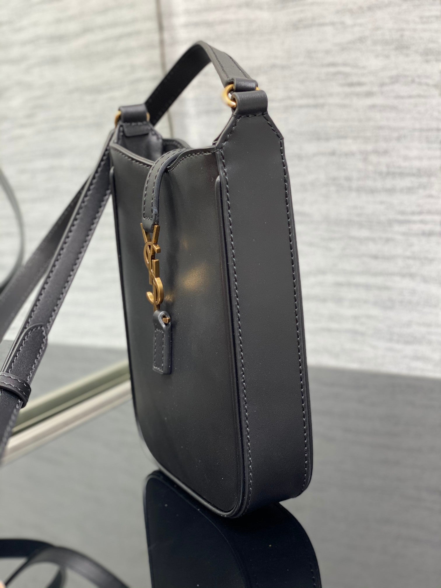 Le 5 A 7 Mini Black Bag - 13x20x4cm