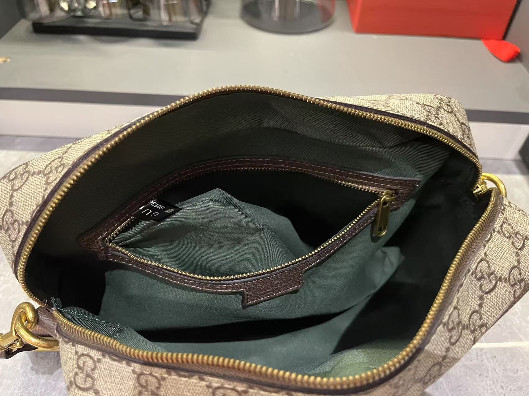 Ophidia Medium GG Supreme Canvas Shoulder Crossbody Bag with Web Stripe and Leather Trim (23.9 x 15 x 3.8) cm