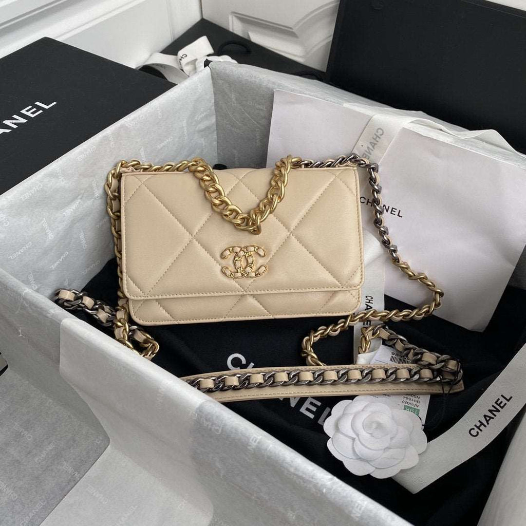 19 Wallet on chain WOC beige