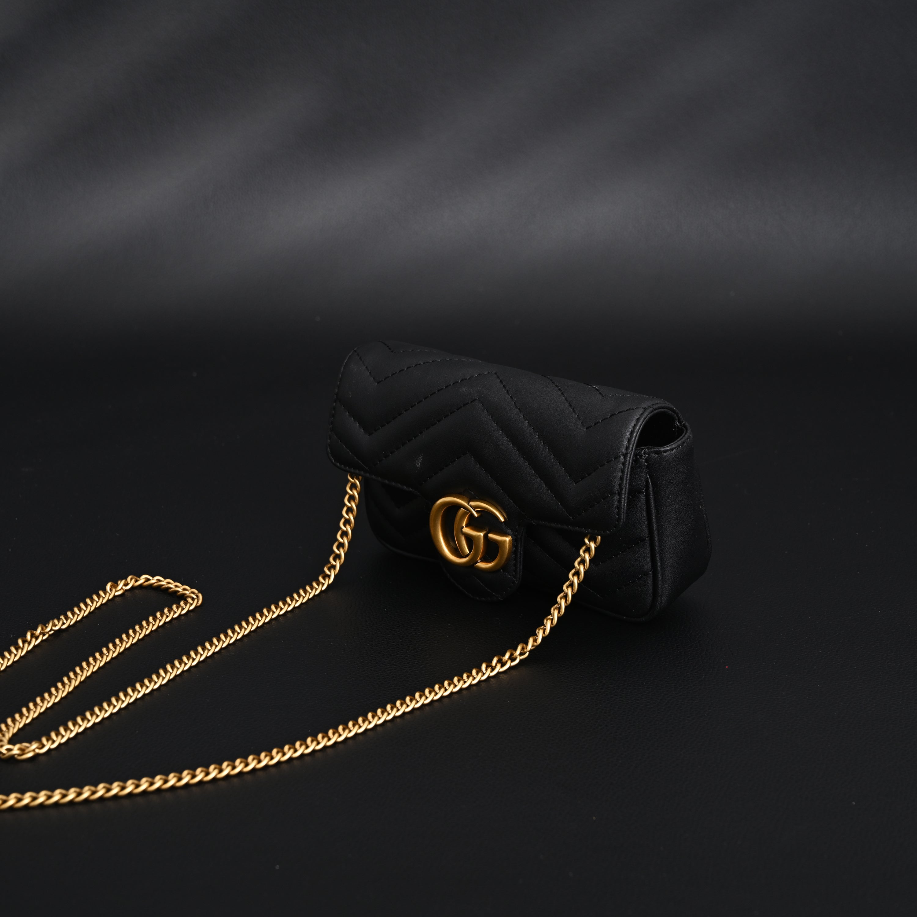 GG Marmont Matelass Mini Shoulder Bag  Black Leather with Gold Chain
