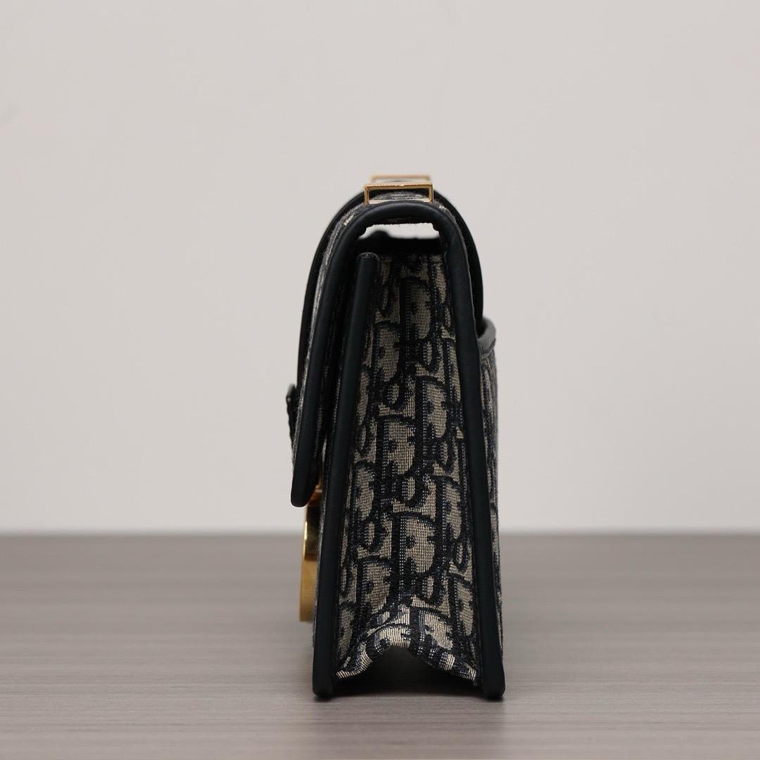 30 Montaigne Bag Oblique Blue Jacquard
