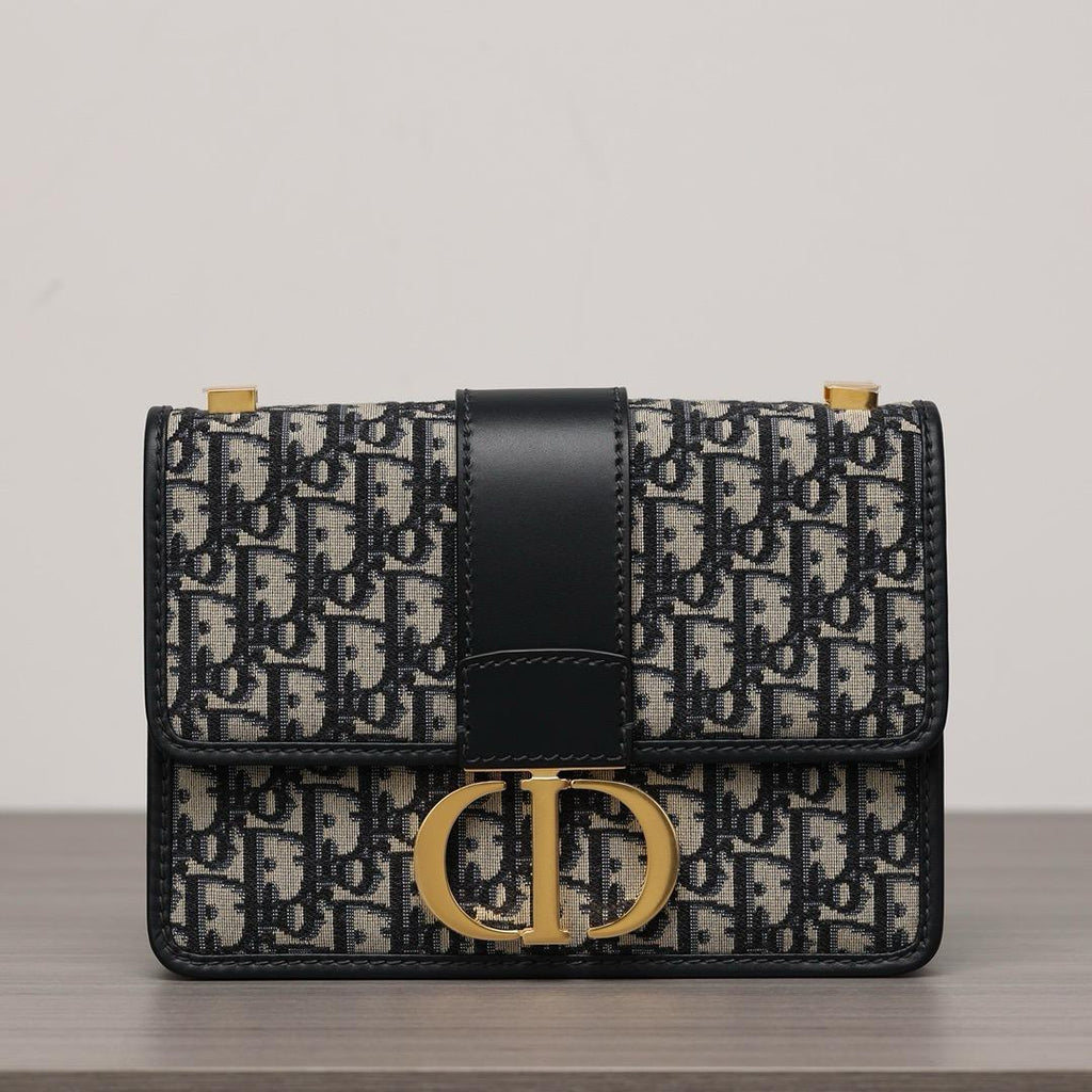 30 Montaigne Bag Oblique Blue Jacquard