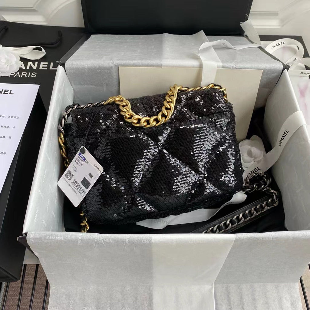 sequin 19 Flap Bag Black
