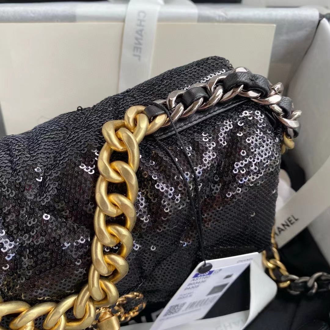sequin 19 Flap Bag Black