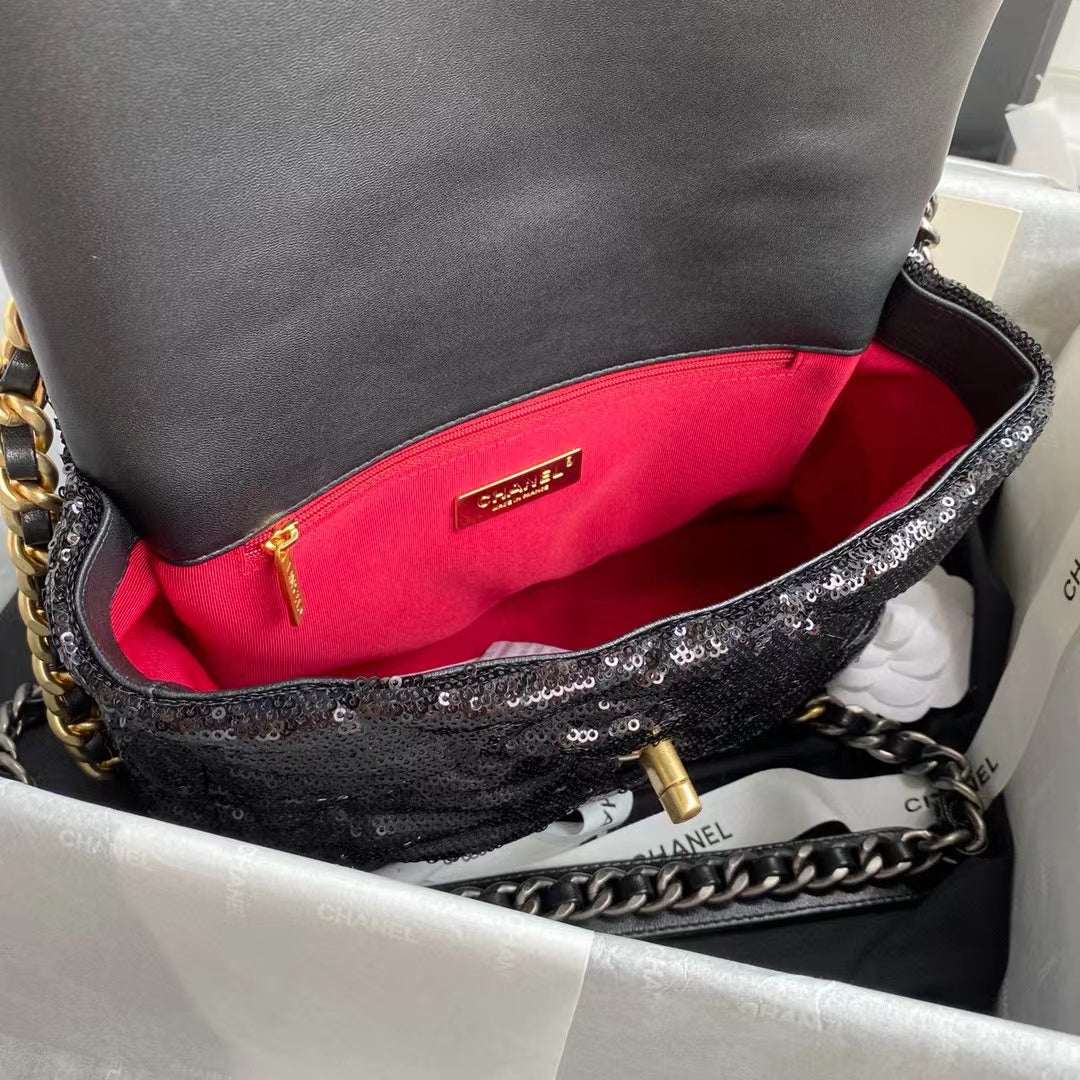 sequin 19 Flap Bag Black